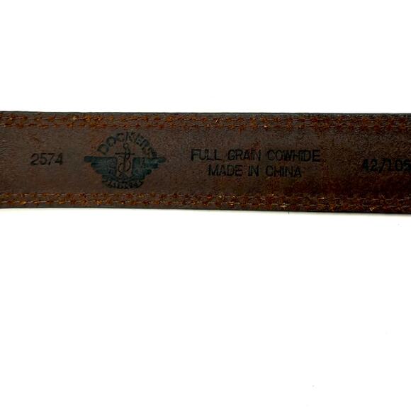 Dockers Men’s Brown Leather Belt Size 42 Full Grain Cowhide Classic Casual - Picture 7 of 7